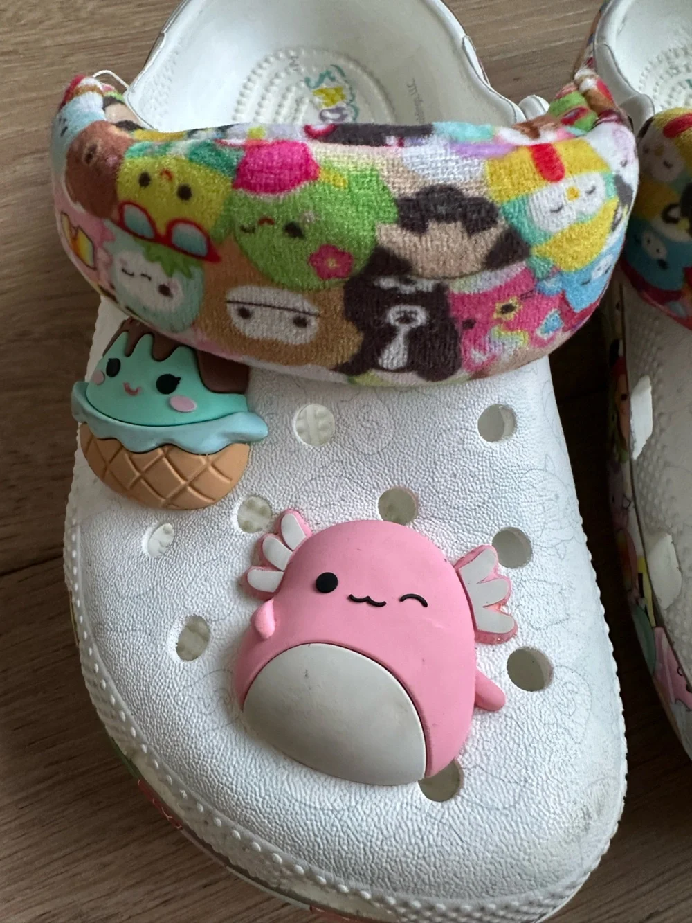 Crocs Squishmallows Classic Clogs Colorful Plush Strap White 1